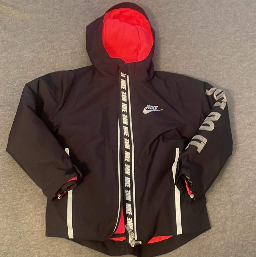 Girl Nike double coat